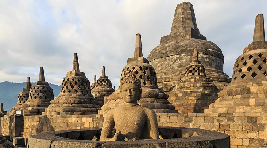 ​The Design and architecture of the Asian countries with the bliss of the Buddha temple at Bodh Gaya